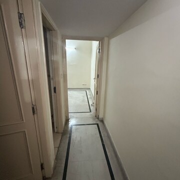 Building Lobby in 2 BHK Builder Floor at South Extension ii – for Rent