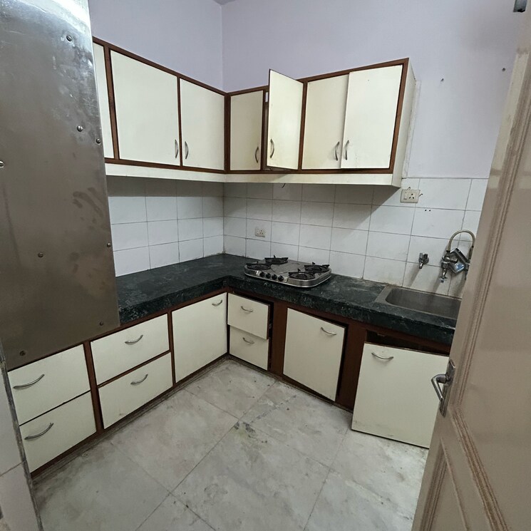 Kitchen, south extension ii 2 Bedroom 900 Sq.Ft. Builder Floor In South Extension ii Delhi 9110316