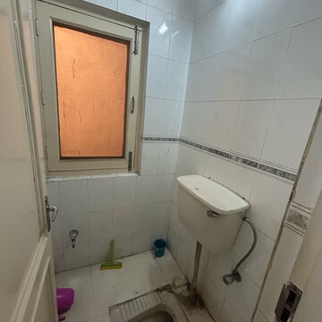 Bathroom in 2 BHK Builder Floor at South Extension ii – for Rent