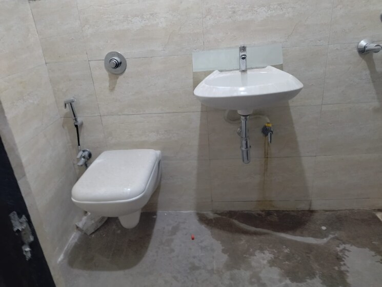 Bathroom, dosti-daffodil 1 Bedroom 450 Sq.Ft. Apartment In Wadala East Mumbai 7880501