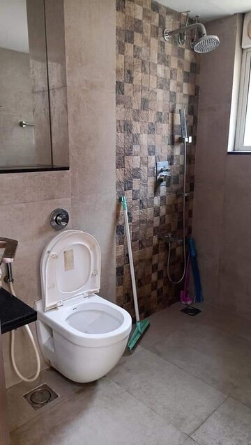  2 BHK Apartment at Omkar Meridia, Kurla West – for Rent