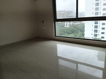 Room in 3 BHK Apartment at RNA Continental, Chembur – for Rent