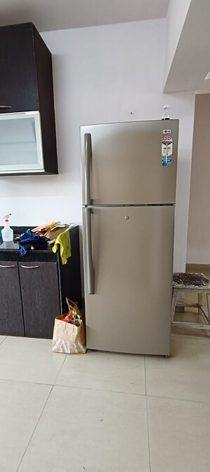 Furnished Amenities in 3 BHK Apartment at Crystal Isle Apartment, Goregaon East – for Sale