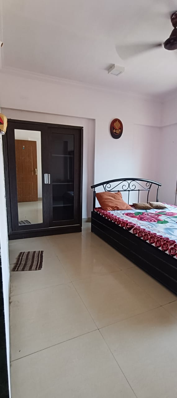 3 BHK 1662 Sq.Ft. Apartment in Crystal Isle Apartment