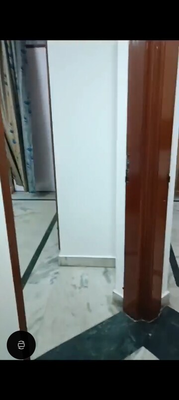 Staircase in 3 BHK Builder Floor at Sector 52 – for Rent