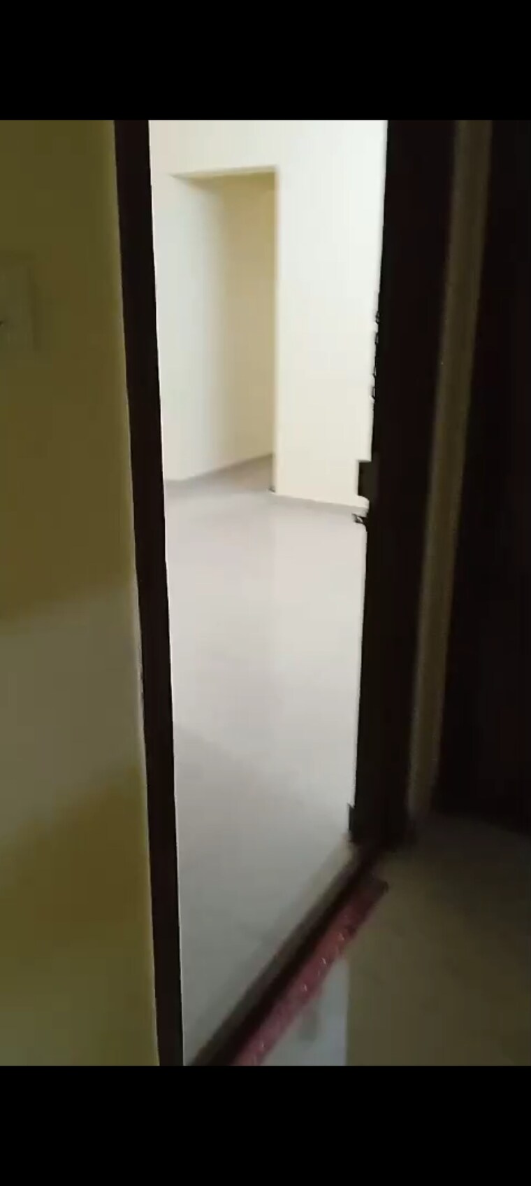 Room, kurla east 1.5 Bedroom 484 Sq.Ft. Apartment In Kurla East Mumbai 9110273