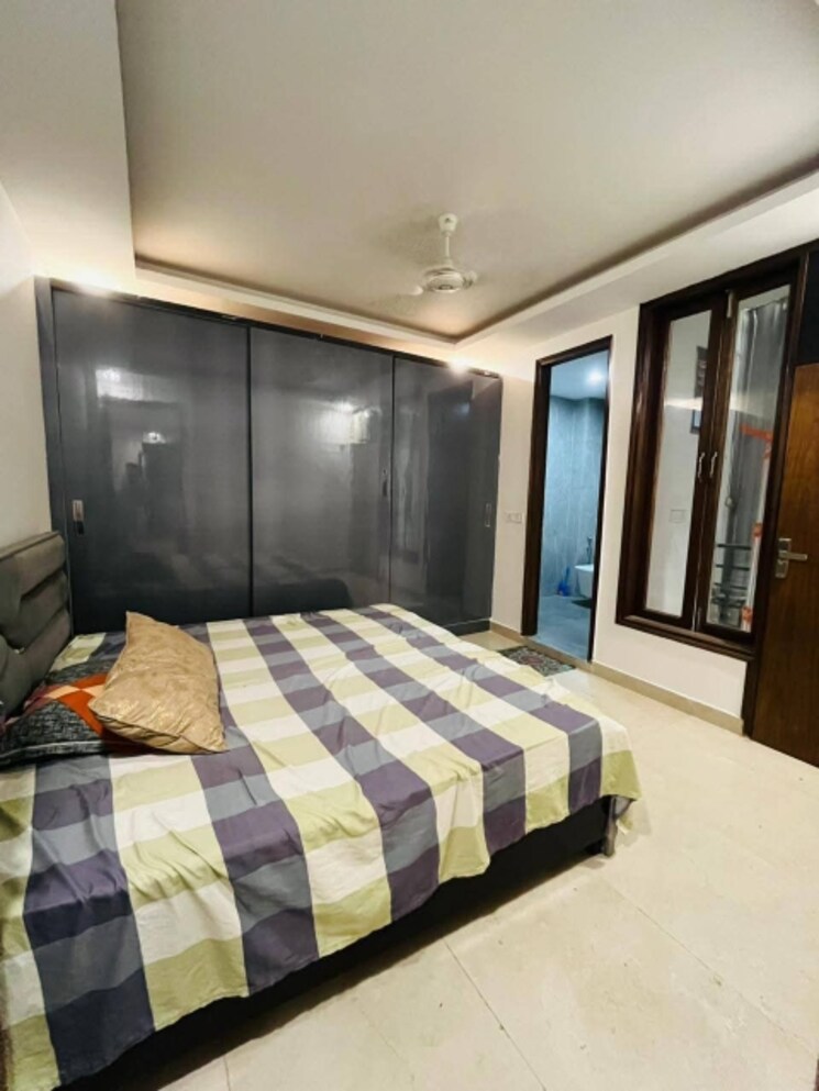 Bedroom, freedom fighters enclave 2 Bedroom 900 Sq.Ft. Apartment In Freedom Fighters Enclave Delhi 9110290