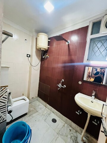 Team Area in 2 BHK Apartment at Freedom Fighters Enclave – for Rent
