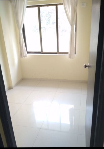 Studio Apartment For Rent in Kurla Kamgar CHS, Kurla