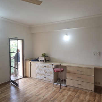 Bedroom in 3 BHK Apartment at Patels Golf Links, Yapral – for Sale