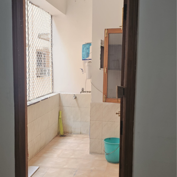 Bathroom in 3 BHK Apartment at Patels Golf Links, Yapral – for Sale