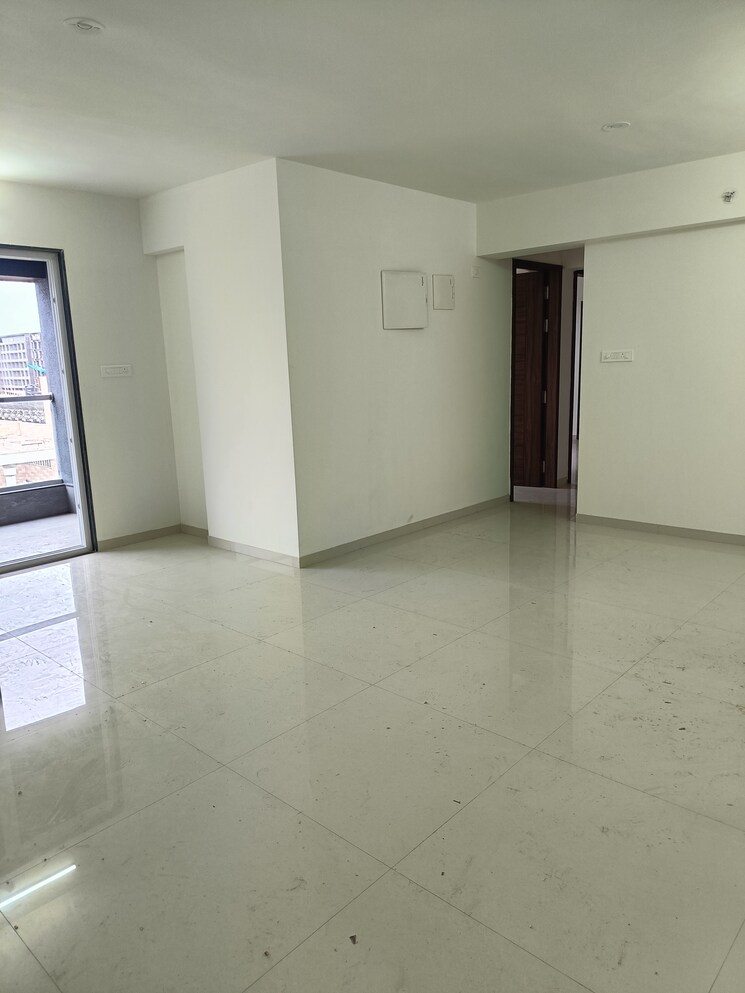 Room, shubh-gateway 3 Bedroom 1155 Sq.Ft. Apartment In Viman Nagar Pune 9110348