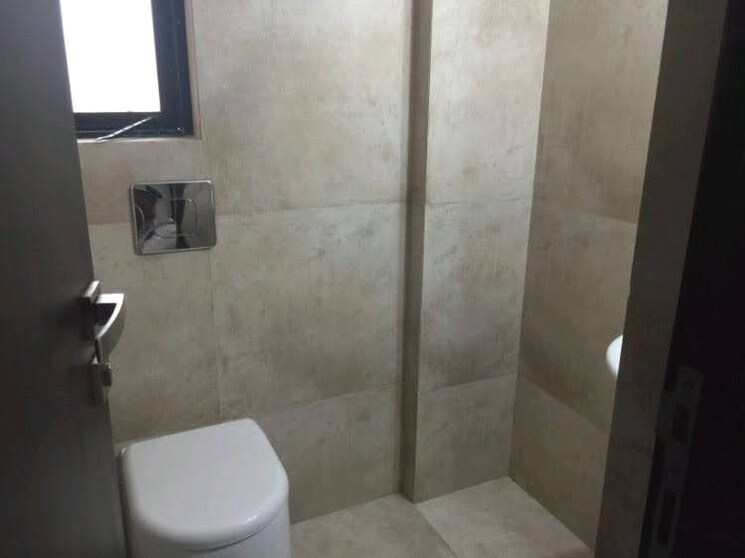 Bathroom, om-niwas-ghatkopar 1.5 Bedroom 530 Sq.Ft. Apartment In Ghatkopar East Mumbai 9110355