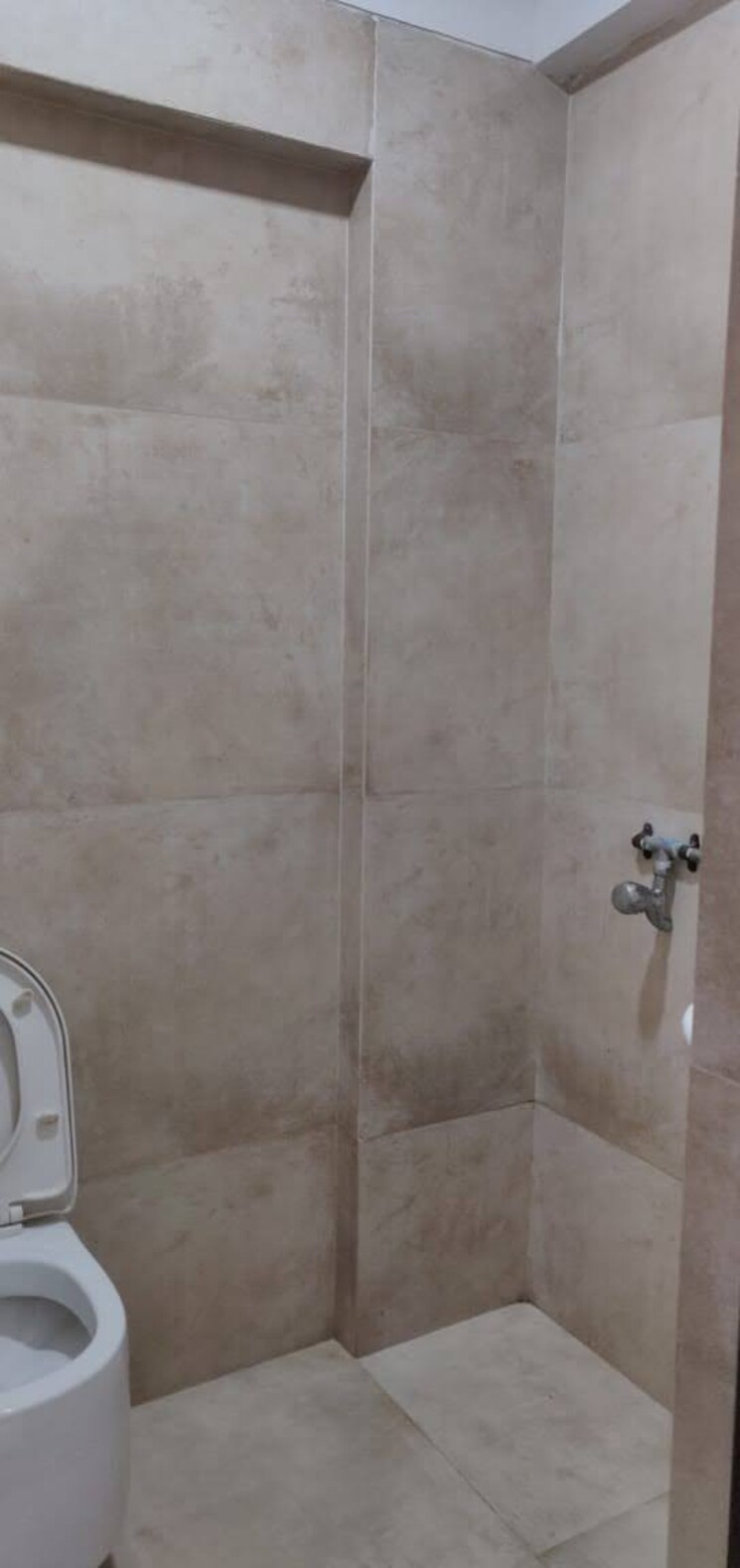 Bathroom, om-niwas-ghatkopar 1.5 Bedroom 530 Sq.Ft. Apartment In Ghatkopar East Mumbai 9110355