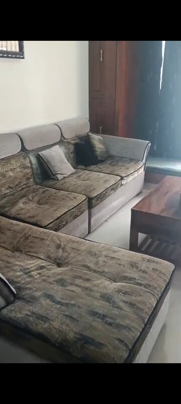 Living Room in 2 BHK Apartment at Malad West – for Rent