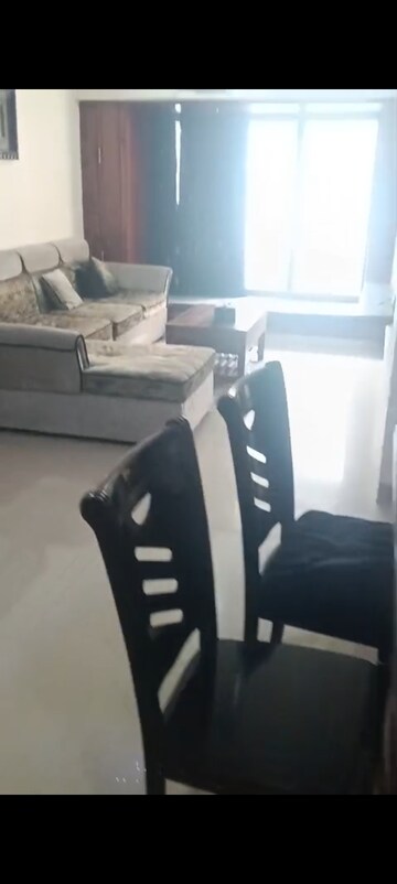 Living Room in 2 BHK Apartment at Malad West – for Rent
