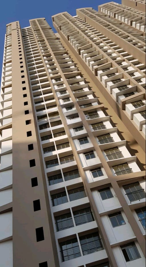 1 BHK + Pooja Room Apartment For Rent in Runwal Eirene