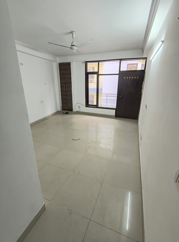 Room, dwarka 1 Bedroom 450 Sq.Ft. Apartment In Dwarka Delhi 9110419
