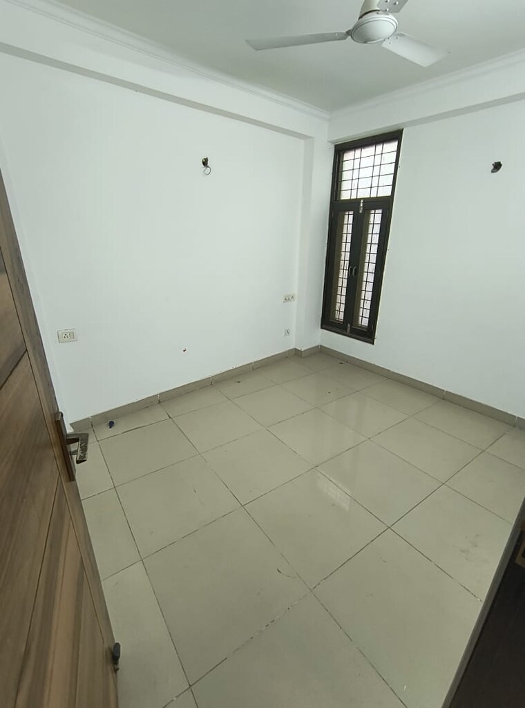 Room, dwarka 1 Bedroom 450 Sq.Ft. Apartment In Dwarka Delhi 9110419