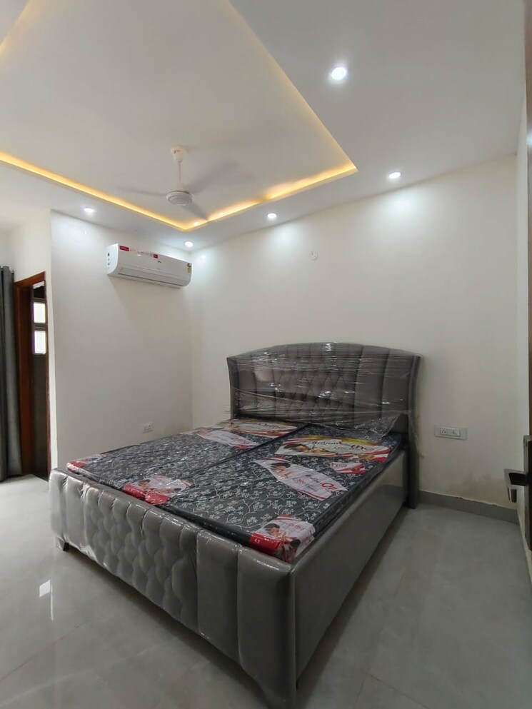 Bedroom, skynet-towers 3 Bedroom 1530 Sq.Ft. Builder Floor In Patiala Road Zirakpur 9110425