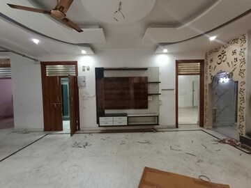 Living Room in 3 BHK Builder Floor at Kanha Apartments Indirapuram, Shakti Khand 2 – for Rent