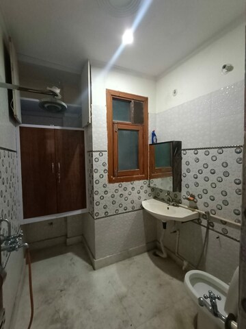 Attached Bathroom in 3 BHK Builder Floor at Kanha Apartments Indirapuram, Shakti Khand 2 – for Rent