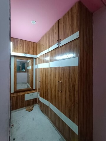 Room in 3 BHK Builder Floor at Kanha Apartments Indirapuram, Shakti Khand 2 – for Rent