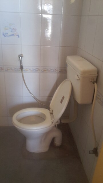 Bathroom in 1 BHK Independent House at Rt Nagar – for Rent