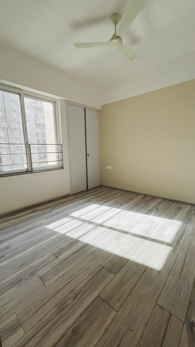 Room, aba-ivy-county 4 Bedroom 2511 Sq.Ft. Apartment In Sector 75 Noida 9110443