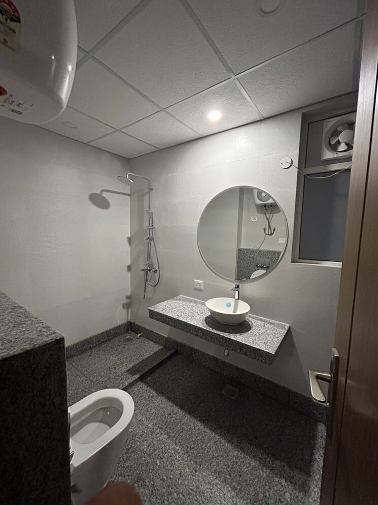 Bathroom, aba-ivy-county 4 Bedroom 2511 Sq.Ft. Apartment In Sector 75 Noida 9110443