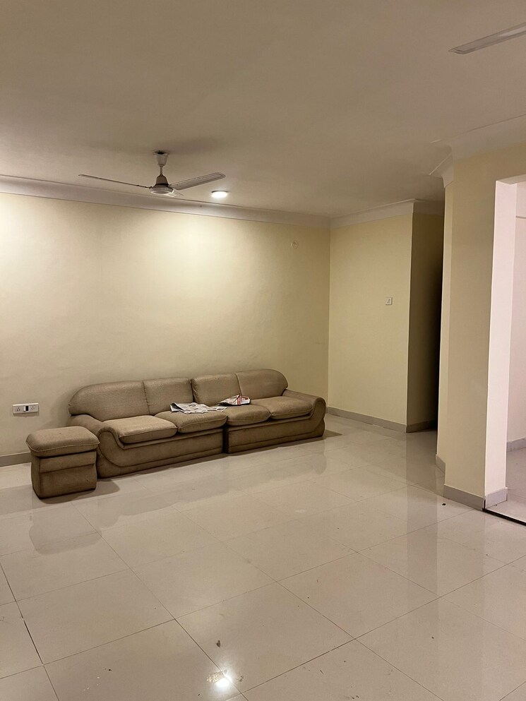 Living Room, anand-park-koregaon 2 Bedroom 1050 Sq.Ft. Apartment In Koregaon Park Pune 9110446