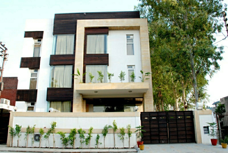 6 BHK + Servant Room,Extra Room Independent House For Rent in The Nest Noida