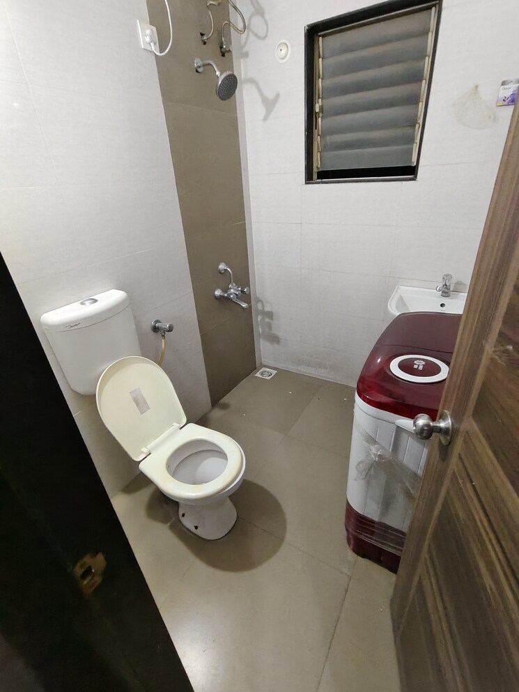 Bathroom, goel-ganga-fortune 2 Bedroom 950 Sq.Ft. Apartment In Koregaon Park Pune 9110463