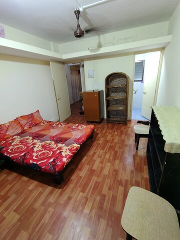 Bedroom in 2 BHK Apartment at Popular Heights, Koregaon Park – for Rent