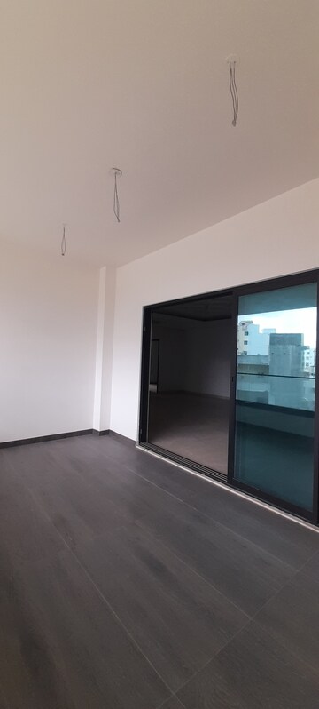 Room in 4 BHK Apartment at My Home Bhooja, Hi Tech City – for Rent