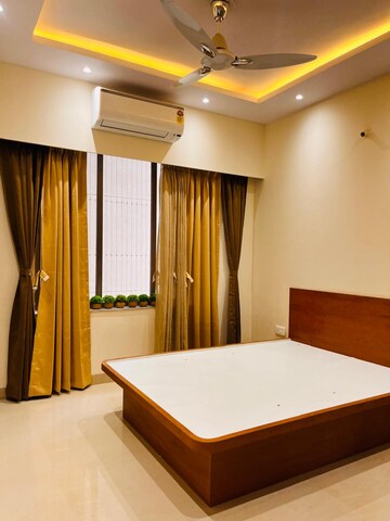 Bedroom in 4 BHK Apartment at Chinchbhavan – for Rent