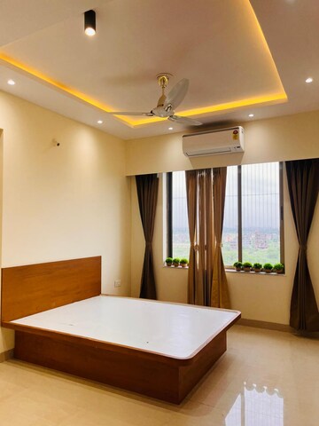 Bedroom in 4 BHK Apartment at Chinchbhavan – for Rent