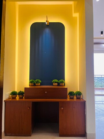Bedroom in 4 BHK Apartment at Chinchbhavan – for Rent