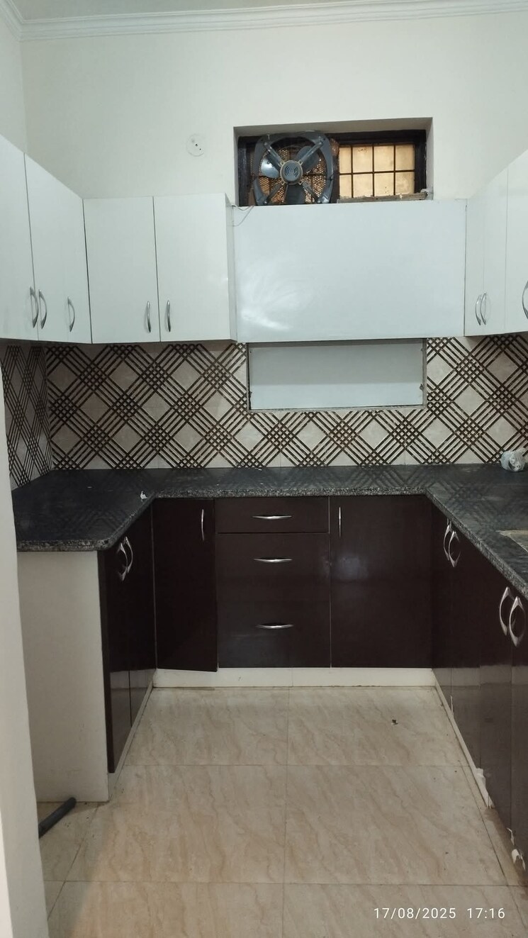 Kitchen, green fields colony 2 Bedroom 1000 Sq.Ft. Builder Floor In Green Fields Colony Faridabad 9110503