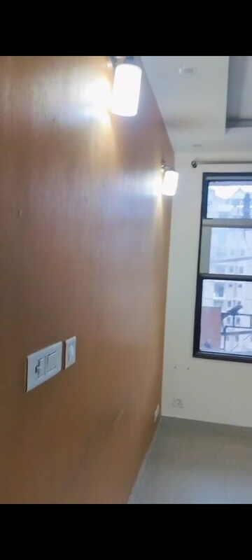 Room in 2 BHK Apartment at SRS Residency, Sector 88 – for Rent
