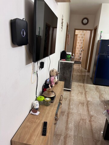 Room in 2 BHK Apartment at Pivotal Devaan, Sector 84 – for Rent