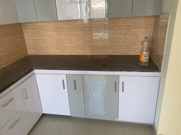 Kitchen in 3 BHK Apartment at Omaxe R2, Gomti Nagar – for Rent