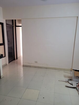 Room in 2 BHK Apartment at KLJ Platinum Plus, Sector 77 – for Sale