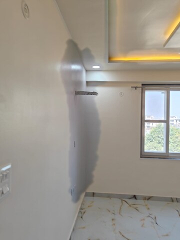 Room in 3 BHK Apartment at Prem Sagar Apartments, Nirman Nagar – for Rent