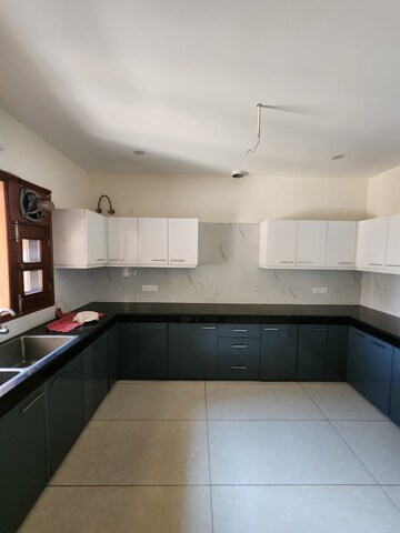 Kitchen in 2.5 BHK Independent House at GMADA Eco City, North Mullanpur – for Rent