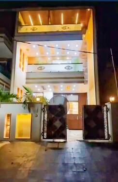 4 BHK + Pooja Room,Study Room Villa For Sale in Mansarovar Extension