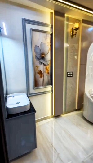 Building Lobby in 4 BHK Villa at Mansarovar Extension – for Sale