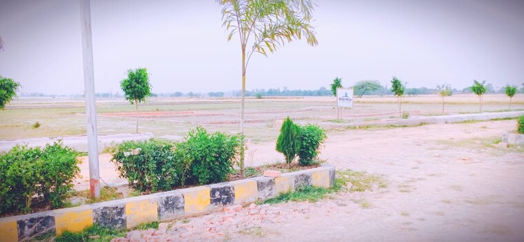 Garden, amethi  1200 Sq.Ft. Plot In Amethi Lucknow 9110627