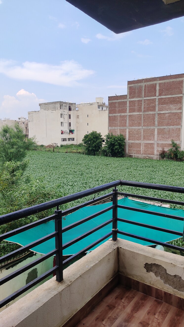 Balcony, sarthak-paradise 3 Bedroom 1500 Sq.Ft. Apartment In Jagatpura Jaipur 9110639