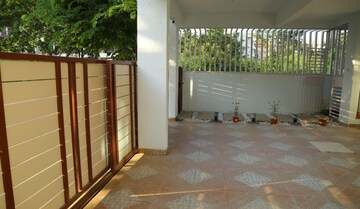 Room in 3 BHK Independent House at Byrathi – for Sale